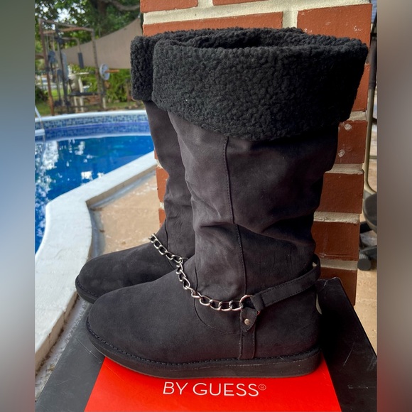 G by GUESS BOOTS — BLACK VEGAN SUEDE — UGG LOOK - Picture 10 of 15